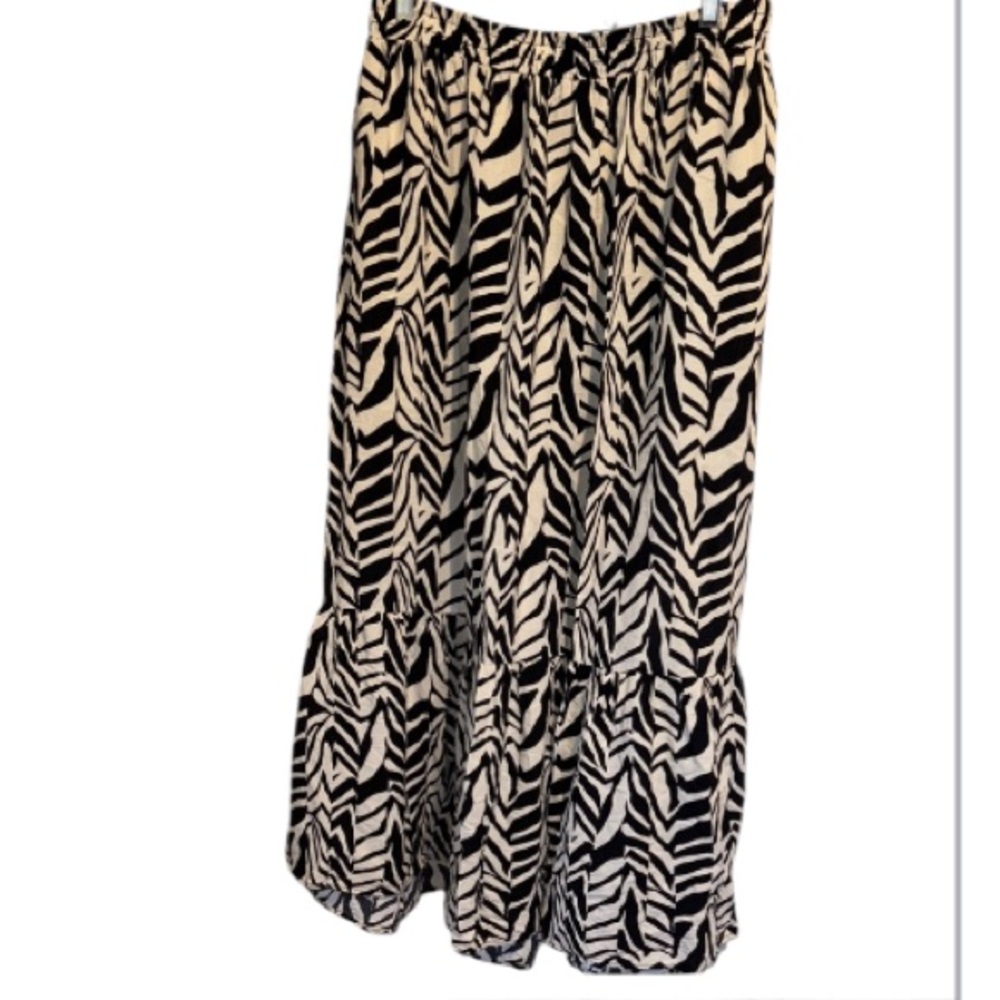 Eloquii skirt Zebra abstract Print Maxi 18 20 size like new